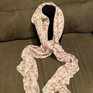 Very pretty silk scarf